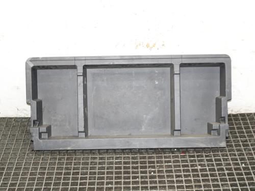 Used Glove box Glove box TOYOTA AURIS Estate (_E18_) 1.8 Hybrid (ZWE186_, ZWE186R, ZWE186H) (136 hp) 39865787 39865787