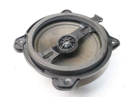 speaker-audi-a4-b7-convertible-8he-2002-2003-2004-2005-2006-2007-2008-2009-2010-39772012 main image