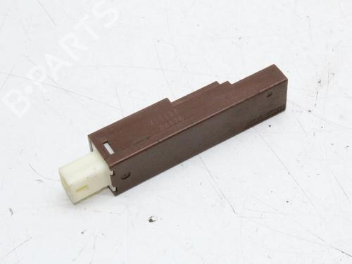 Used Electronic module Electronic module LEXUS CT (ZWA10_) 200h (ZWA10_, ZWA10R) (136 hp) 39851995 39851995