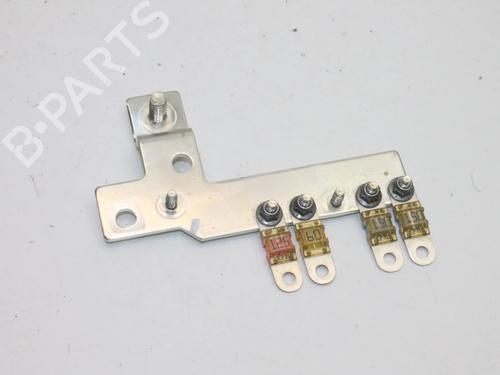 Used Fuse box Fuse box AUDI Q7 (4LB) 3.0 TDI quattro (240 hp) 39861083 39861083