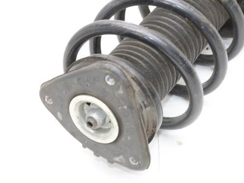 Left front shock absorber FORD KUGA II (DM2) 2.0 TDCi 4x4 | BP39772567M16 - Image 2