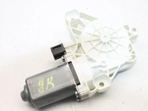 Used Left rear window motor Left rear window motor MERCEDES-BENZ CLA (C118) CLA 180 (118.384) (136 hp) 39794377 39794377