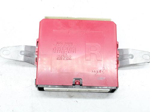 Used Electronic module Electronic module LEXUS LS (_F4_) 600h AWD (UVF45, UVF46) (394 hp) 39825713 39825713