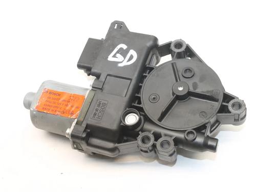 Used Right rear window motor Right rear window motor KIA SORENTO II (XM) 2.2 CRDi (197 hp) 39874218 39874218