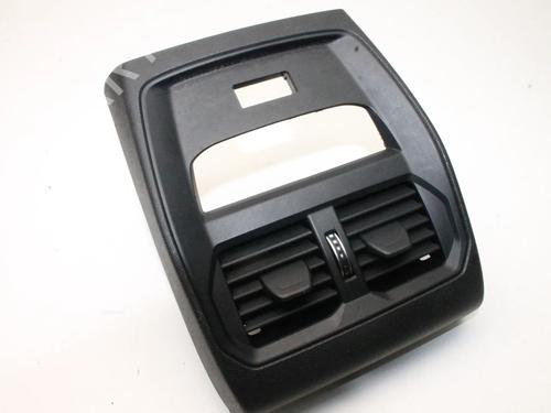 air-vent-bmw-i4-g26-2021-39770657 main image