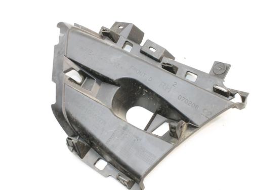 Used Front bumper bracket Front bumper bracket RENAULT CAPTUR II (HF_) TCe 100 (HFMT) (101 hp) 39787530 39787530