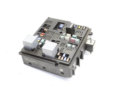 Fuse box VOLVO S90 II (234) D4 | BP39835651E1 - Image 2