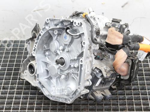 gearbox-renault-arkana-i-lcm_-ldn_-2019-39771217 main image