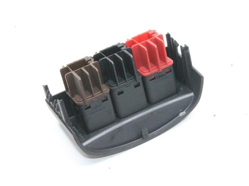 Switch AUDI TT (8N3) 1.8 T quattro | BP39878633I30 - Image 2