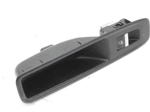 Used Right rear window switch Right rear window switch RENAULT ARKANA I (LCM_, LDN_) 1.6 E-TECH 145 (LDMU) (143 hp) 39876069 39876069