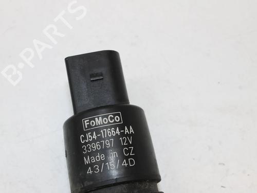 Washer pump FORD KUGA II (DM2) 2.0 TDCi 4x4 | BP39786584E24 - Image 4
