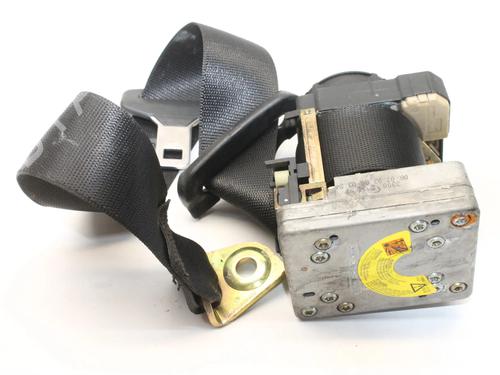 Cinturón de seguridad trasero derecho Cinturón de seguridad trasero derecho MERCEDES-BENZ S-CLASS (W220, V220) S 500, S 500 L (220.075, 220.175, 220.875) (306 hp) 39868084 39868084