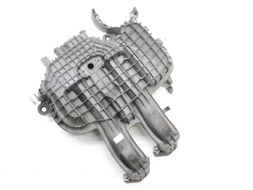 Used Intake manifold Intake manifold BMW i3 (I01) Electric (170 hp) 39800932 39800932
