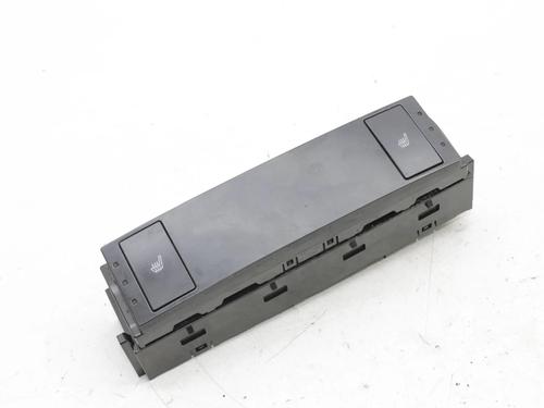 Used Switch Switch LEXUS IS III (_E3_) 300h (AVE30_, AVE30R) (223 hp) 39857627 39857627
