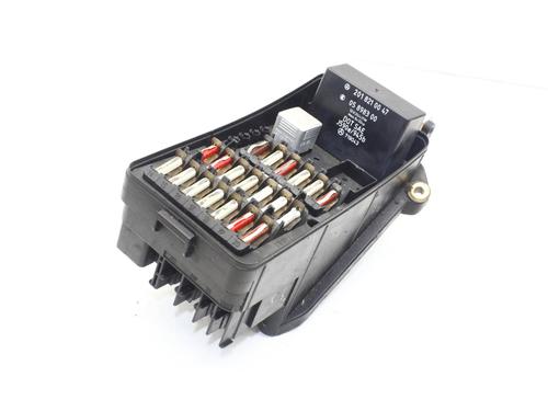 Used Fuse box Fuse box MERCEDES-BENZ 190 (W201) D 2.5 (201.126) (94 hp) 39871878 39871878