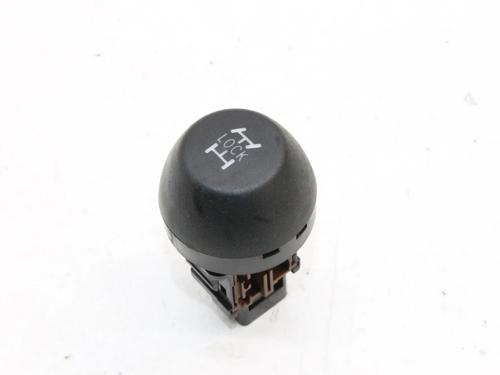 Used Switch Switch TOYOTA RAV 4 III (_A3_) 2.2 D 4WD (ALA30_, ALA30R) (150 hp) 39838072 39838072