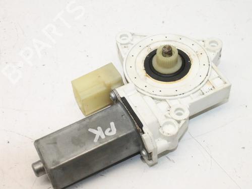 Left front window motor BMW 1 Coupe (E82) 123 d | BP39821787E21 - Image 2