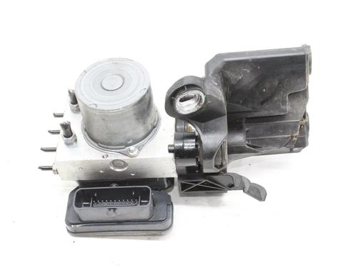 Used ABS pump ABS pump MERCEDES-BENZ E-CLASS T-Model (S212) E 350 BlueTEC (212.226) (258 hp) 39846290 39846290