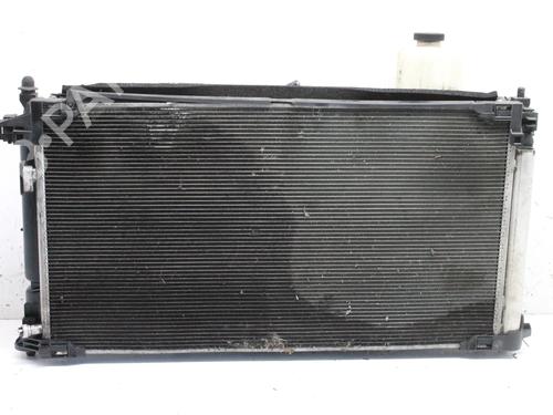 Used Radiator set Radiator set TOYOTA PRIUS (_W5_) 1.8 Hybrid (ZVW50, ZVW50_, ZVW51_, ZVW50R, ZVW51) (122 hp) 39780270 39780270