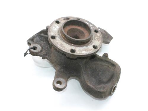 Used Right front steering knuckle Right front steering knuckle MERCEDES-BENZ SPRINTER 3-t Van (B910) 214 CDI (910.621, 910.623) (143 hp) 39784185 39784185