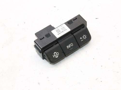 Used Switch Switch CADILLAC ESCALADE 6.2 AWD (426 hp) 39871970 39871970