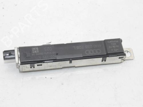 Used Electronic module Electronic module AUDI A8 D4 (4H2, 4H8, 4HC, 4HL) 3.0 TDI quattro (250 hp) 39839668 39839668