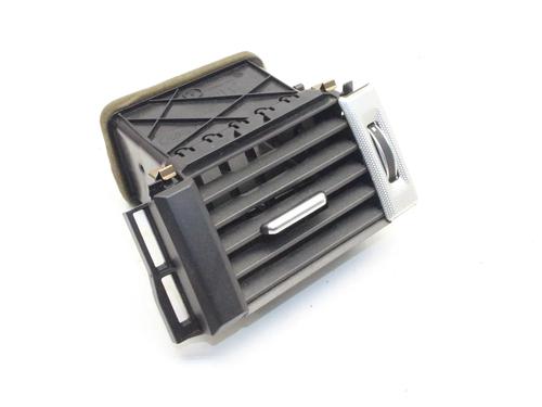 Used Air vent Air vent LAND ROVER RANGE ROVER EVOQUE (L538) 2.2 D 4x4 (190 hp) 39845104 39845104