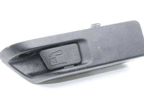 Used Switch Switch TOYOTA YARIS (_P13_) 1.5 Hybrid (NHP130_, NHP130) (101 hp) 39824004 39824004