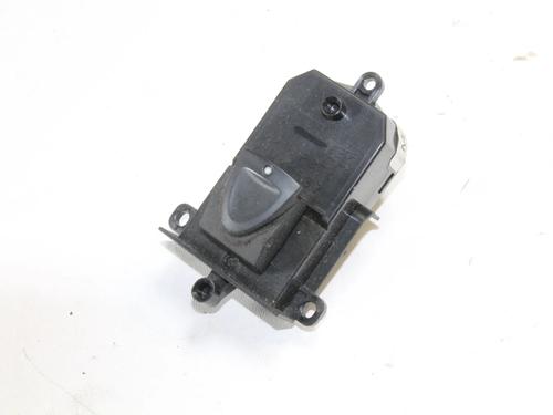 Mando elevalunas trasera derecho Mando elevalunas trasera derecho HONDA CIVIC VIII Saloon (FD, FA) 1.3 IMA (FA3, FD3) (95 hp) 39825513 39825513