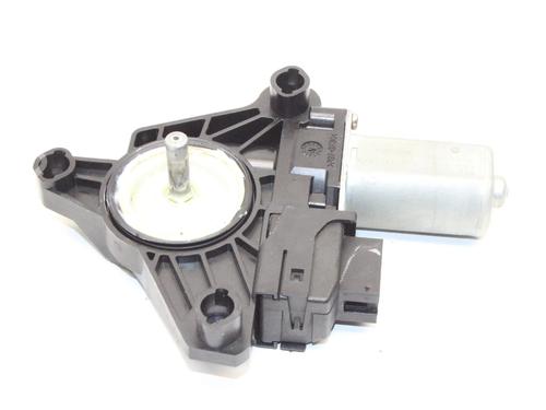 Used Right rear window motor Right rear window motor MERCEDES-BENZ A-CLASS (W176) A 180 CDI / d (176.012) (109 hp) 39798759 39798759