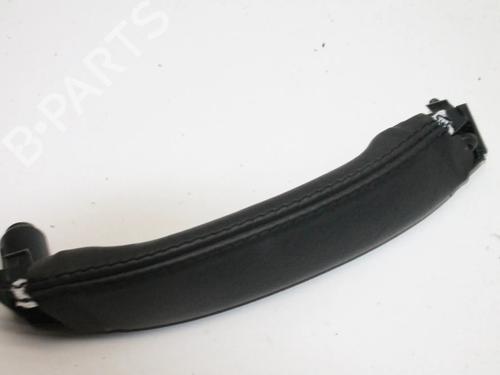 Used Front left exterior door handle Front left exterior door handle LAND ROVER DISCOVERY SPORT (L550) 2.0 D 4x4 (180 hp) 39807213 39807213