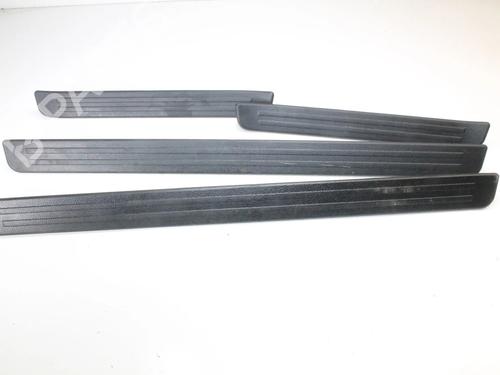 Used Right sideskirt Right sideskirt MAZDA 6 Estate (GH) 2.2 MZR-CD (GH10) (180 hp) 39812640 39812640