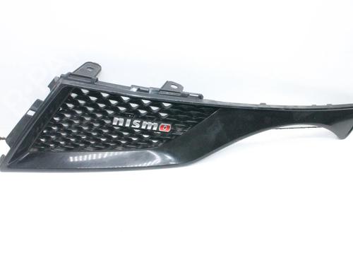 Grill Grill NISSAN JUKE (F15) 1.6 DIG-T NISMO (200 hp) 39839898 39839898
