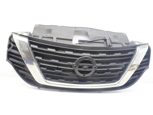 grille-nissan-nv300-van-x82-2016-39788468 main image