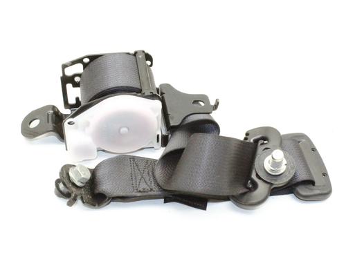 Sikkerhedssele bag højre Sikkerhedssele bag højre HONDA CIVIC VIII Hatchback (FN, FK) Type R (FN2) (201 hp) 39781048 39781048