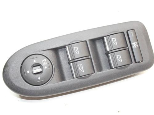 Used Left front window switch Left front window switch FORD KUGA I 2.0 TDCi 4x4 (163 hp) 39802364 39802364