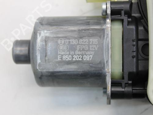 Front right window mechanism VW T-ROC (A11, D11) 1.0 TSI | BP39817095C23 - Image 7
