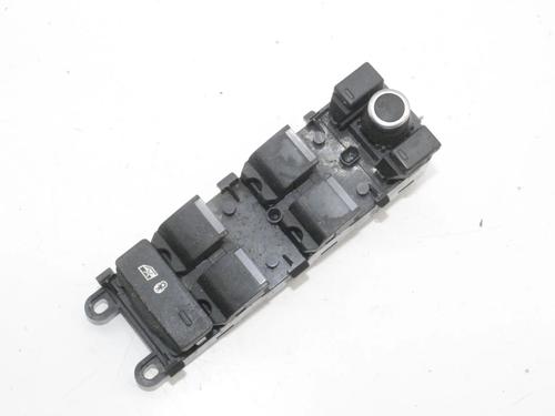 Used Right front window switch Right front window switch LAND ROVER RANGE ROVER IV (L405) 3.0 TDV6 4x4 (258 hp) 39819712 39819712