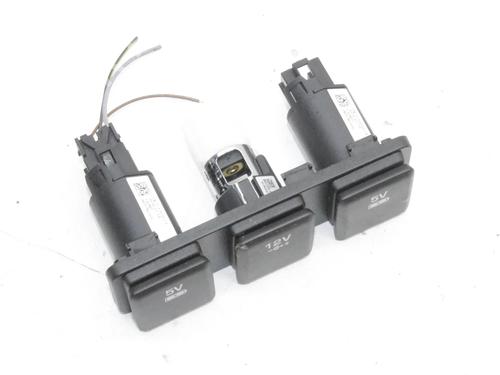 Used Electronic module Electronic module LAND ROVER DISCOVERY SPORT (L550) 2.0 D 4x4 (180 hp) 39804140 39804140