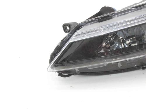 Right front fog light SEAT ATECA (KH7, KHP) 1.5 TSI | BP39841639C31 - Image 4