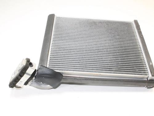 Used AC radiator AC radiator TOYOTA AURIS (_E15_) 2.2 D (ADE157_, ADE151_, ADE151R, ADE157R) (177 hp) 39869080 39869080