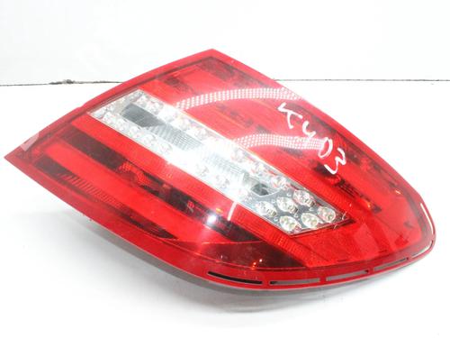right-taillight-mercedes-benz-c-class-coupe-c204-2011-39778860 main image