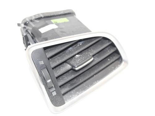 Grille d'aération Grille d'aération SUZUKI SX4 S-Cross (JY) 1.4 Hybrid (Mild Hybrid) (AKK 414) (129 hp) 39812971 39812971