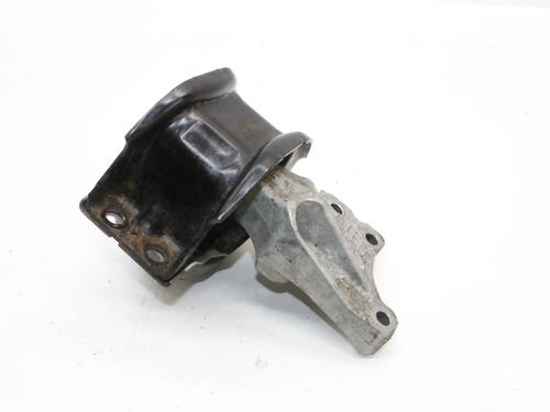 Used Engine mount Engine mount PEUGEOT RCZ 2.0 HDi (163 hp) 39818689 39818689
