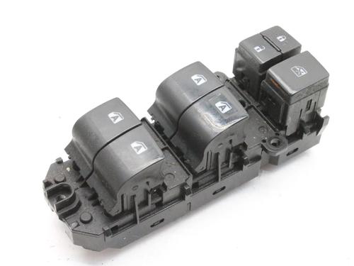 Used Right front window switch Right front window switch TOYOTA PRIUS (_W5_) 1.8 Hybrid (ZVW50, ZVW50_, ZVW51_, ZVW50R, ZVW51) (122 hp) 39878034 39878034