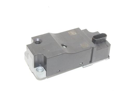 electronic-module-audi-a4-b9-avant-8w5-8wd-2015-39775912 main image