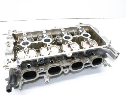 Used Cylinder head Cylinder head TOYOTA YARIS (_P13_) 1.5 Hybrid (NHP130_, NHP130) (101 hp) 39873518 39873518