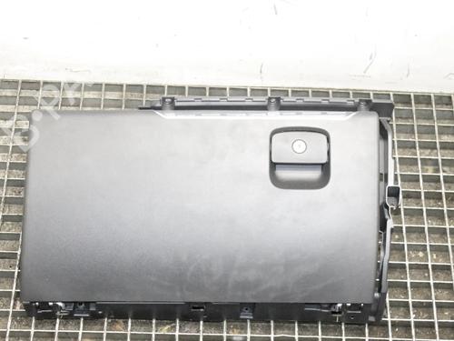Used Glove box Glove box JAGUAR F-PACE (X761) 2.0 TD4 AWD (180 hp) 39845573 39845573