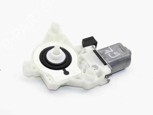 rudehejsemotor-bagstkrm-venstre-audi-q4-e-tron-suv-f4b-2020-39782607 main image