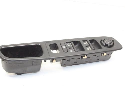 switch-jeep-renegade-suv-bu-b1-bv-2014-39771233 main image